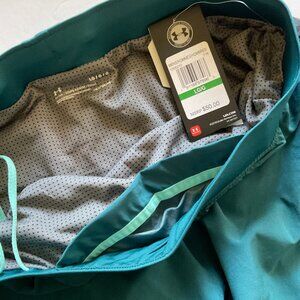 UNDER ARMOUR Heatgear Men's Fitted Swim Shorts NWT Size L